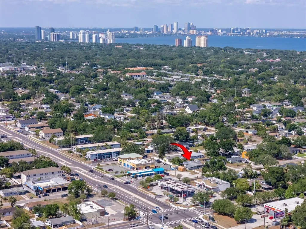 3711 W Leila Avenue Tampa FL 33611