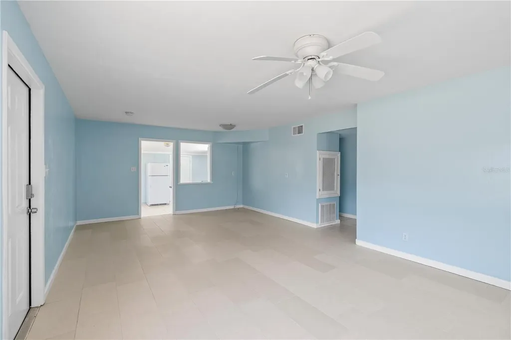 3711 W Leila Avenue Tampa FL 33611