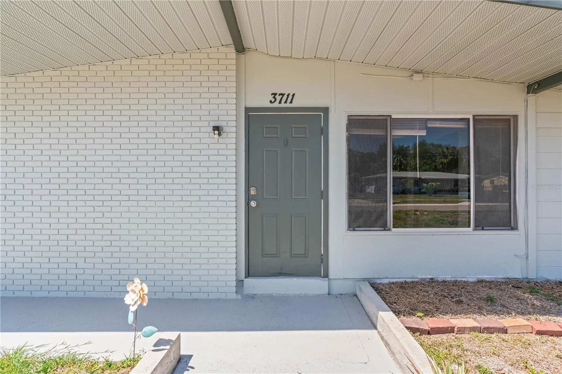 3711 W Leila Avenue Tampa FL 33611