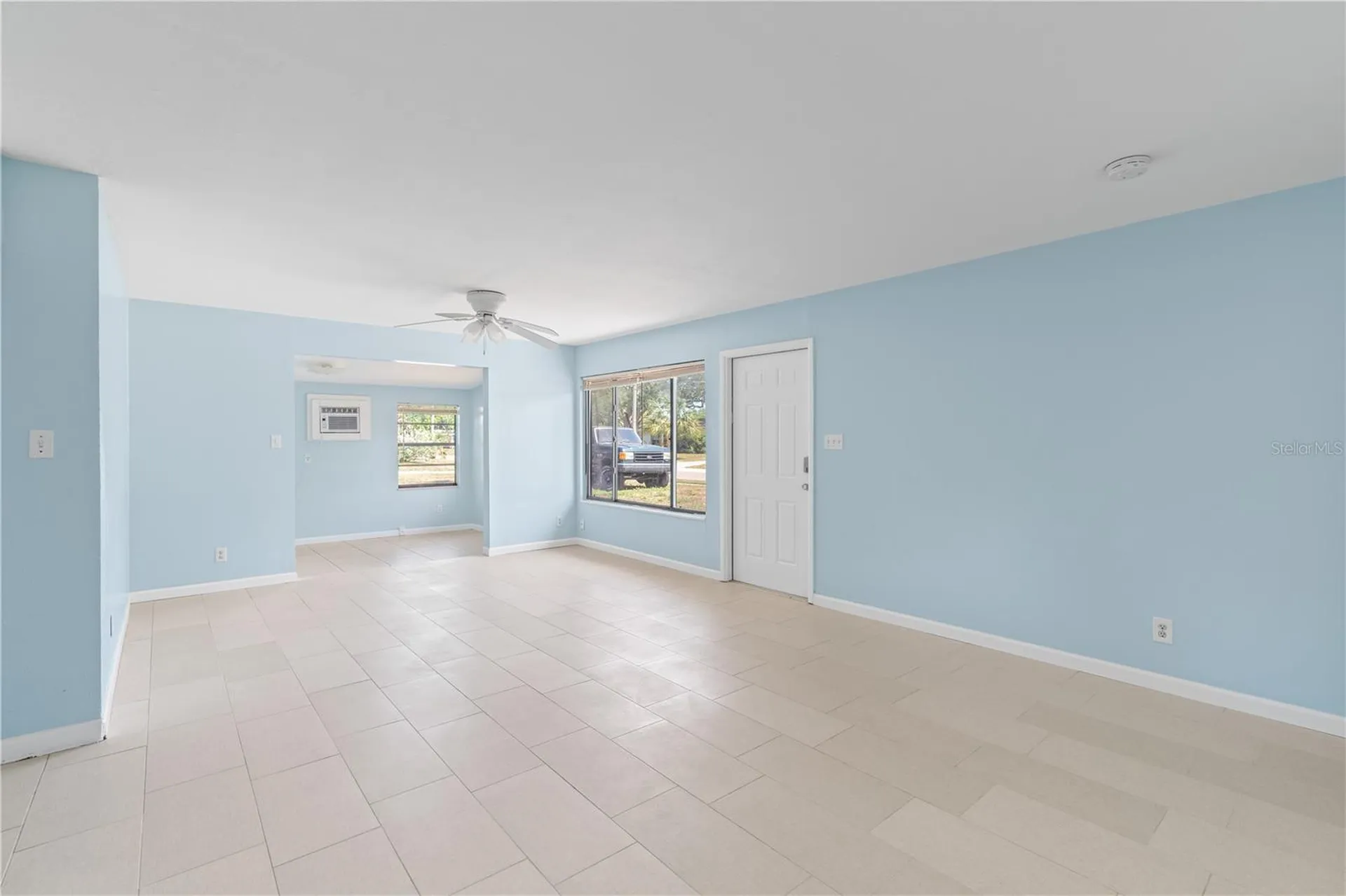 3711 W Leila Avenue Tampa FL 33611