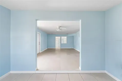 3711 W Leila Avenue Tampa FL 33611