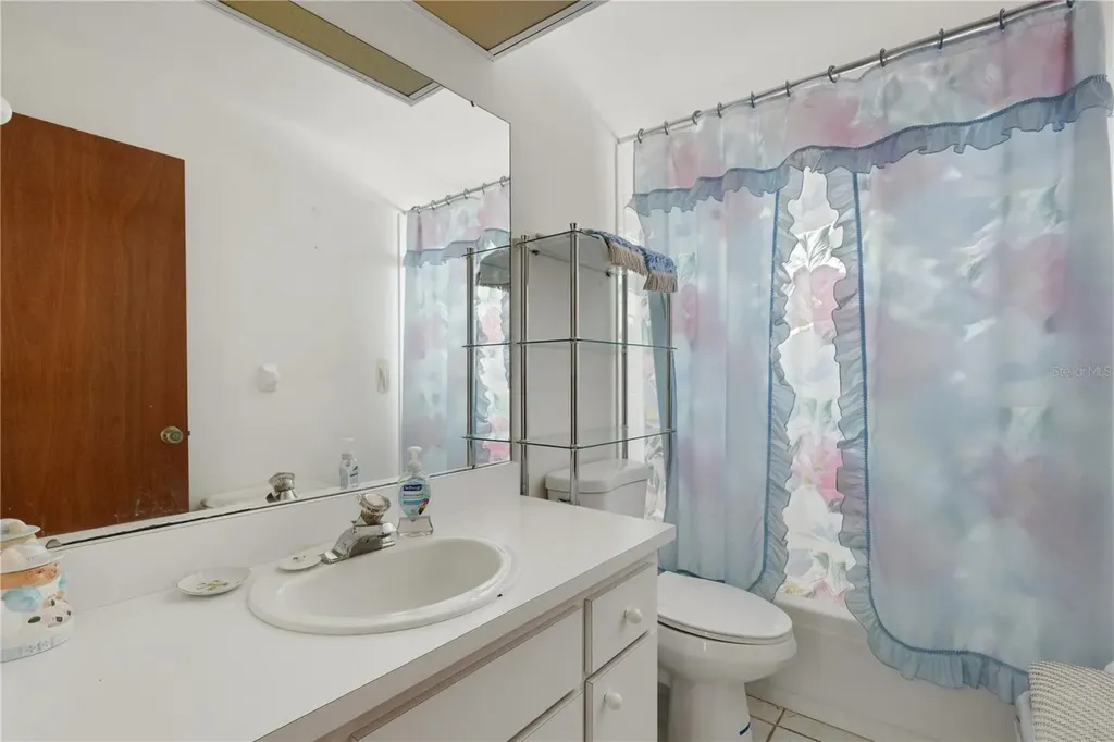 2472 21st Street Sarasota FL 34234