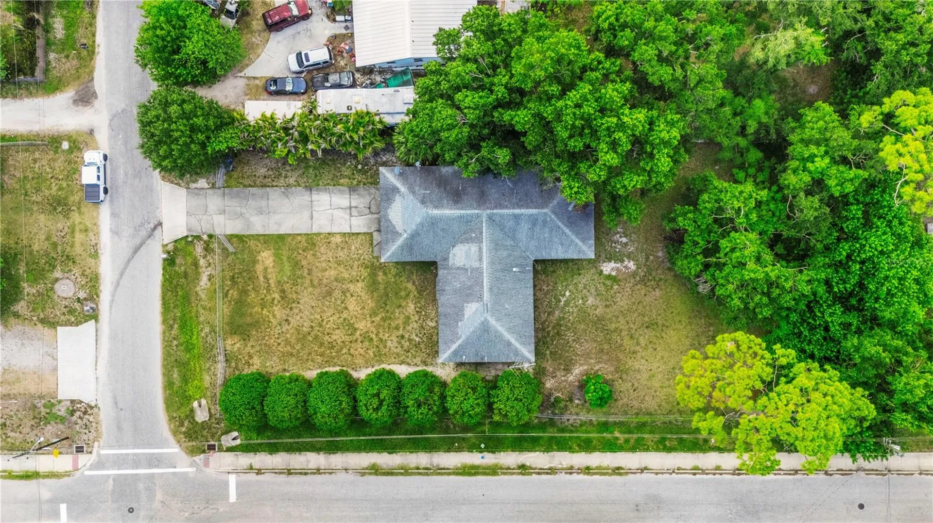 2472 21st Street Sarasota FL 34234