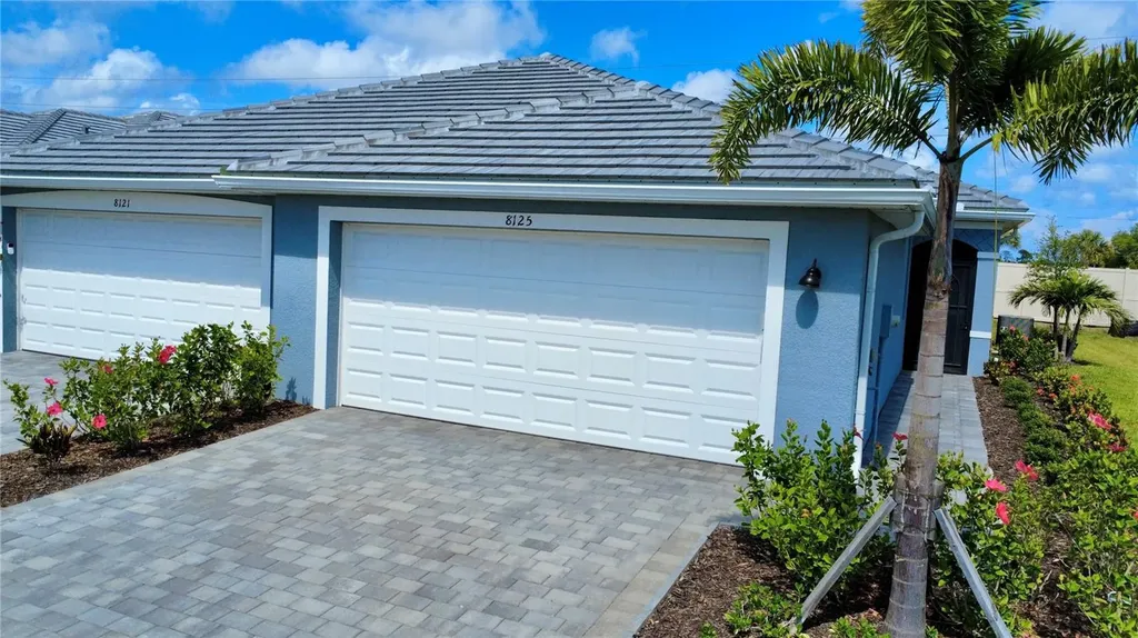 8125 Shore Lake Drive Englewood FL 34224