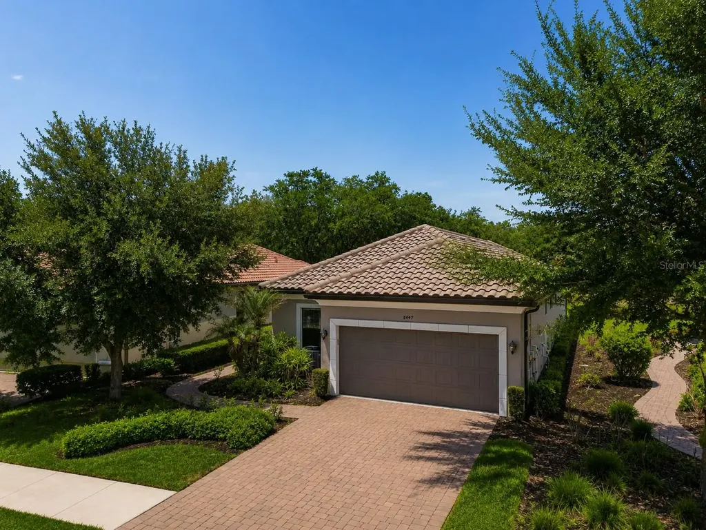 8447 Alberata Vista Drive Tampa FL 33647