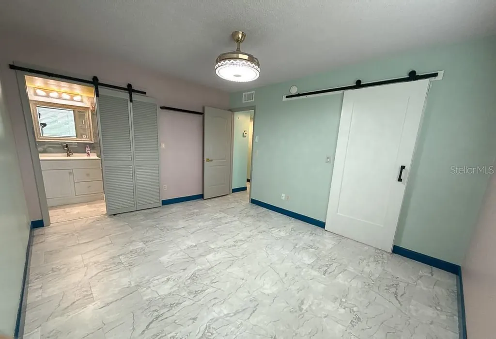 2588 Forest Run Court Clearwater FL 33761