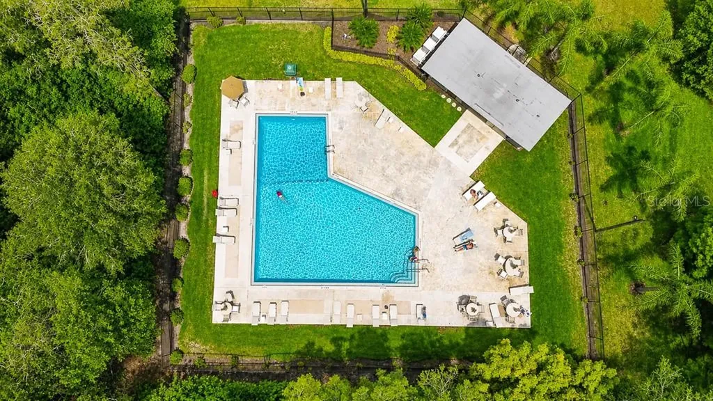 2588 Forest Run Court Clearwater FL 33761