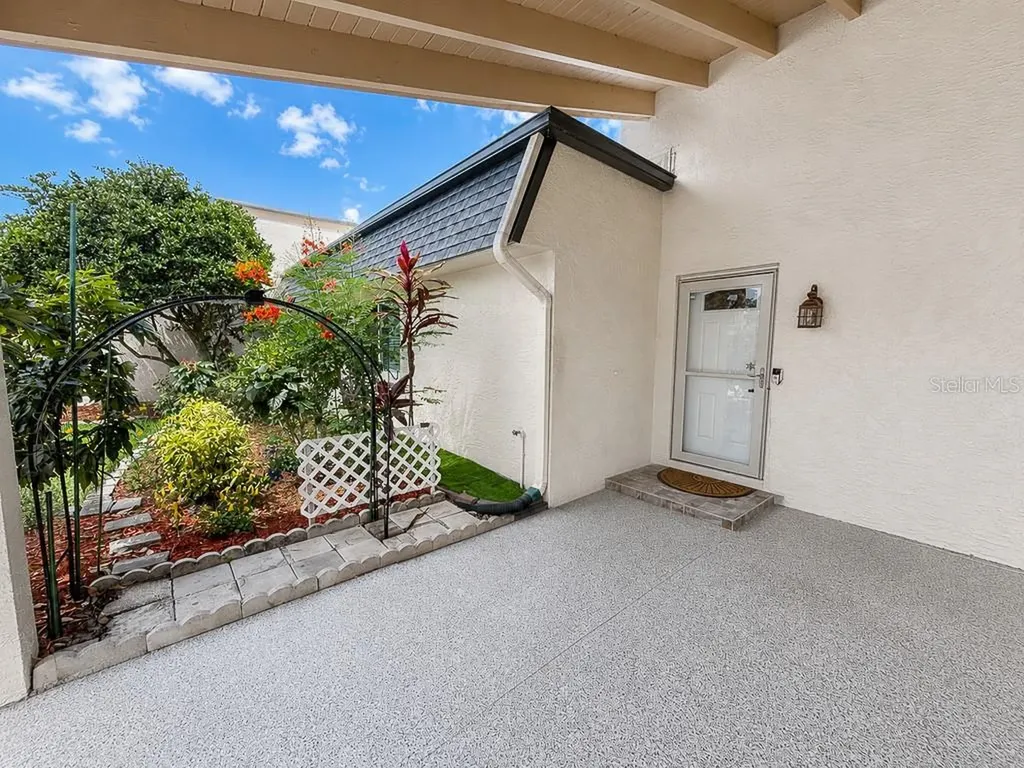 2588 Forest Run Court Clearwater FL 33761