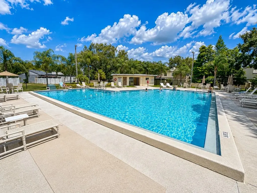 2588 Forest Run Court Clearwater FL 33761
