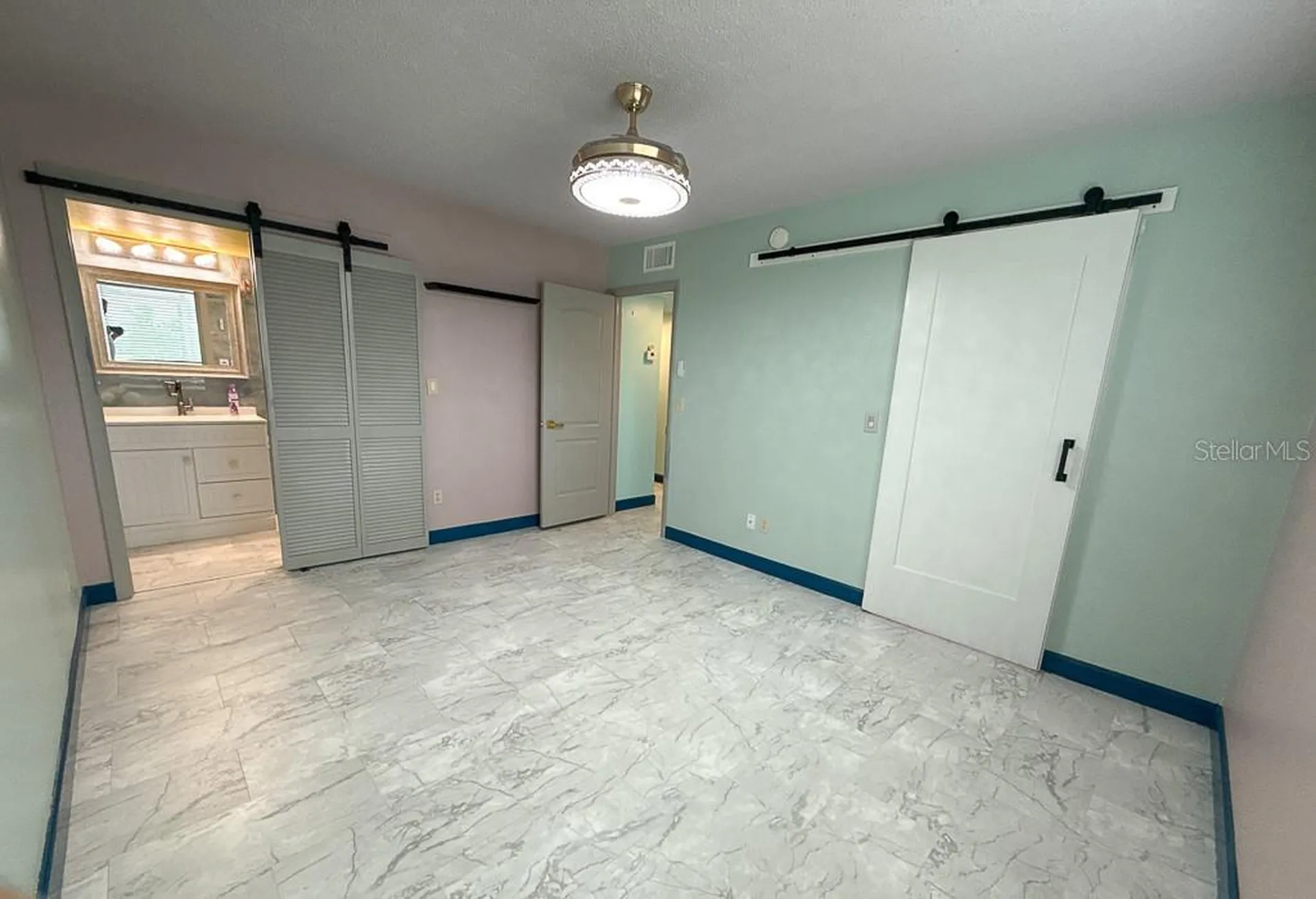 2588 Forest Run Court Clearwater FL 33761