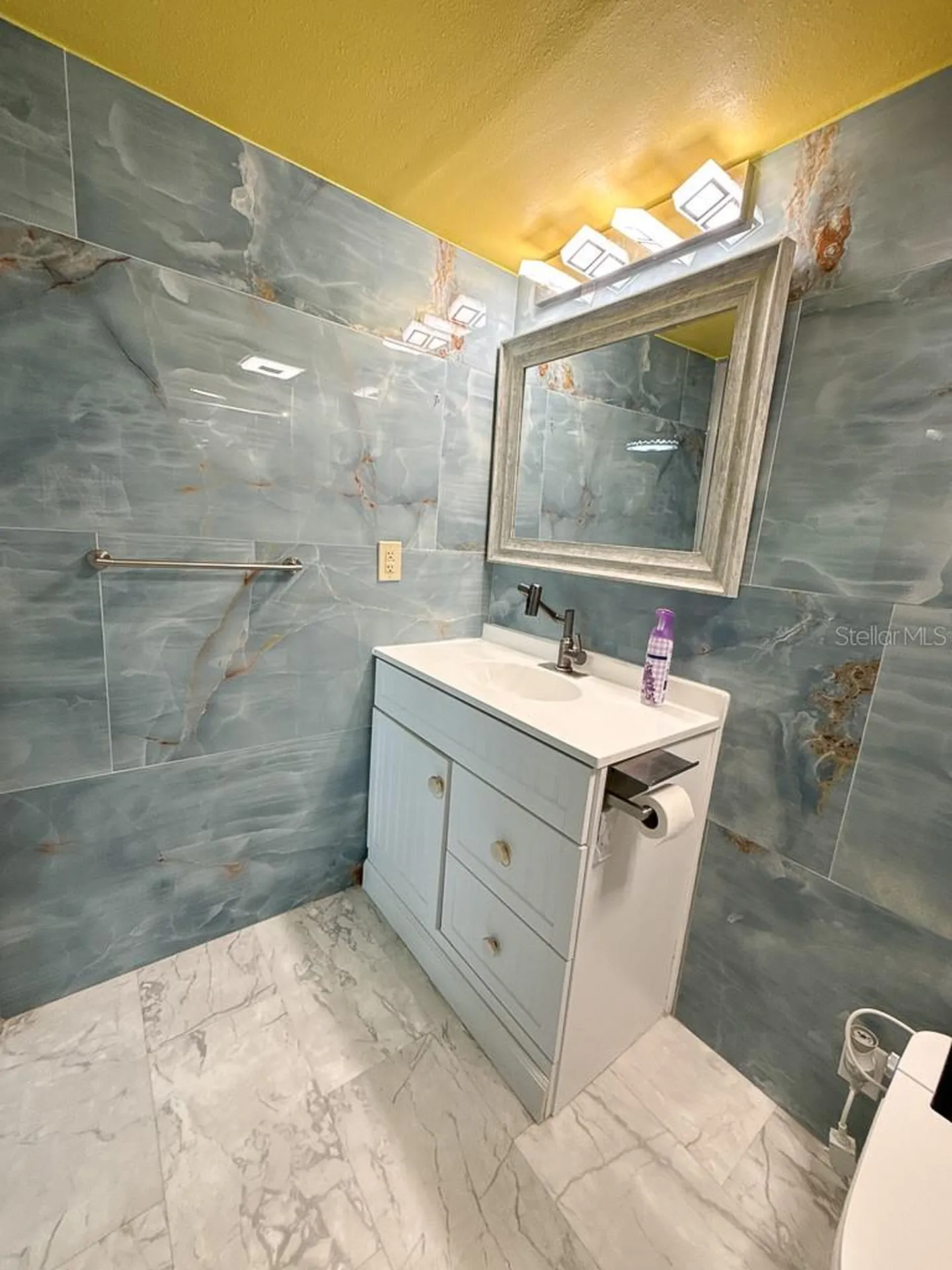 2588 Forest Run Court Clearwater FL 33761