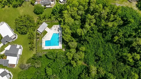 2588 Forest Run Court Clearwater FL 33761