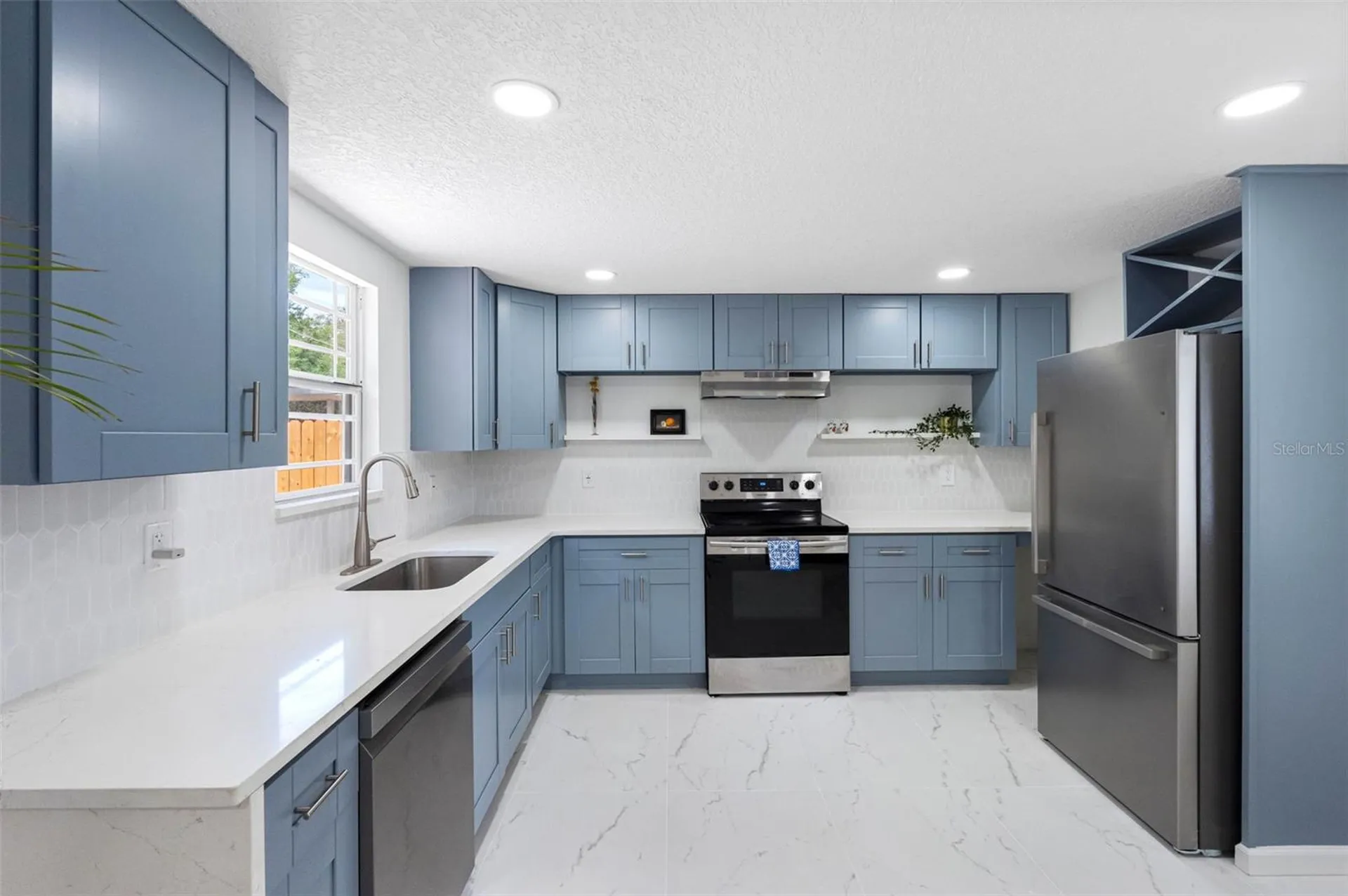 1208 E Chilkoot Avenue Tampa FL 33612