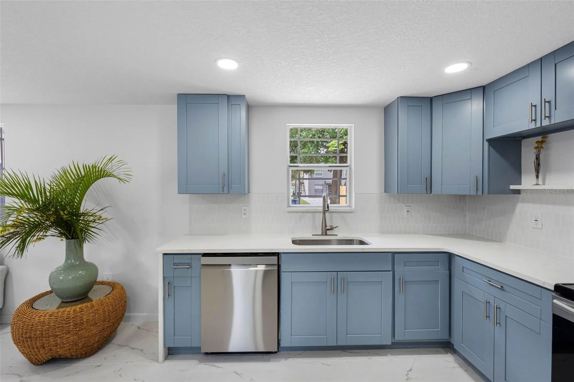 1208 E Chilkoot Avenue Tampa FL 33612