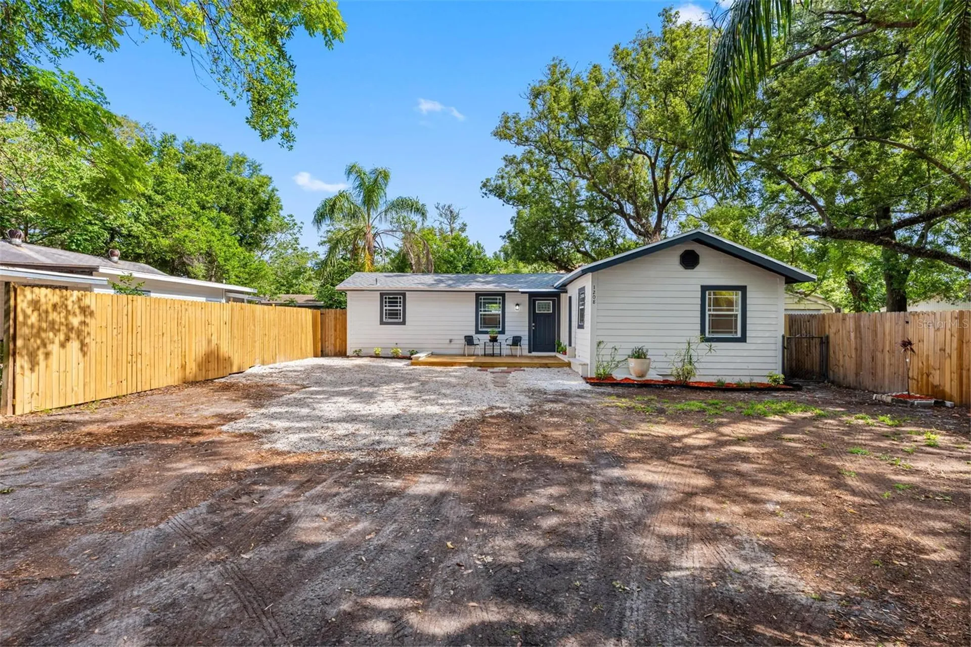 1208 E Chilkoot Avenue Tampa FL 33612