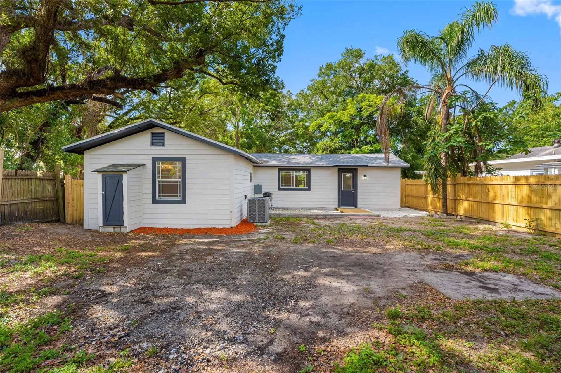 1208 E Chilkoot Avenue Tampa FL 33612