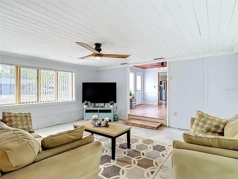 38703 9th Avenue Zephyrhills FL 33542