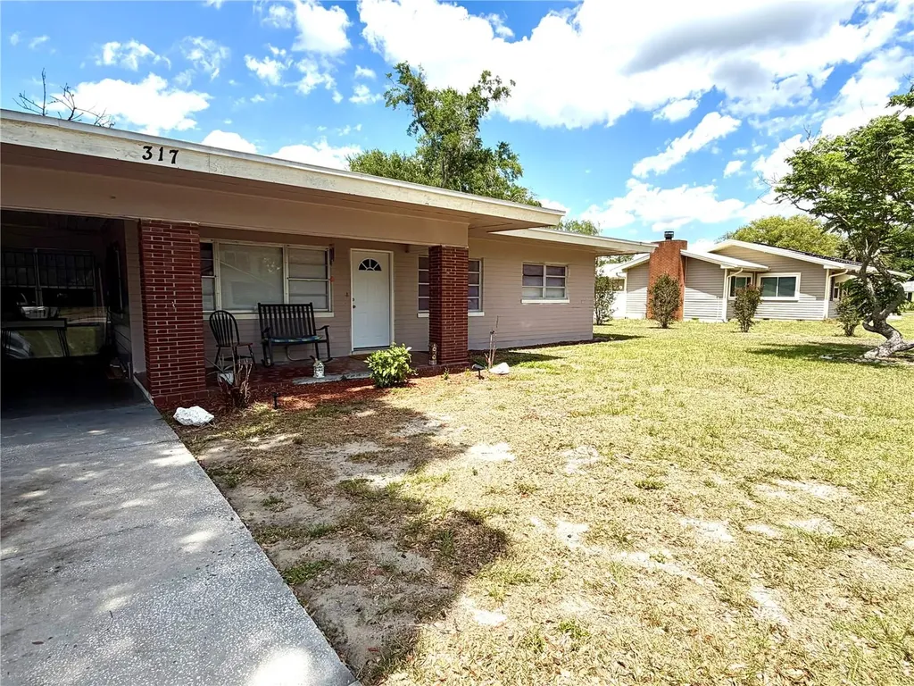317 Avenue G SE Winter Haven FL 33880