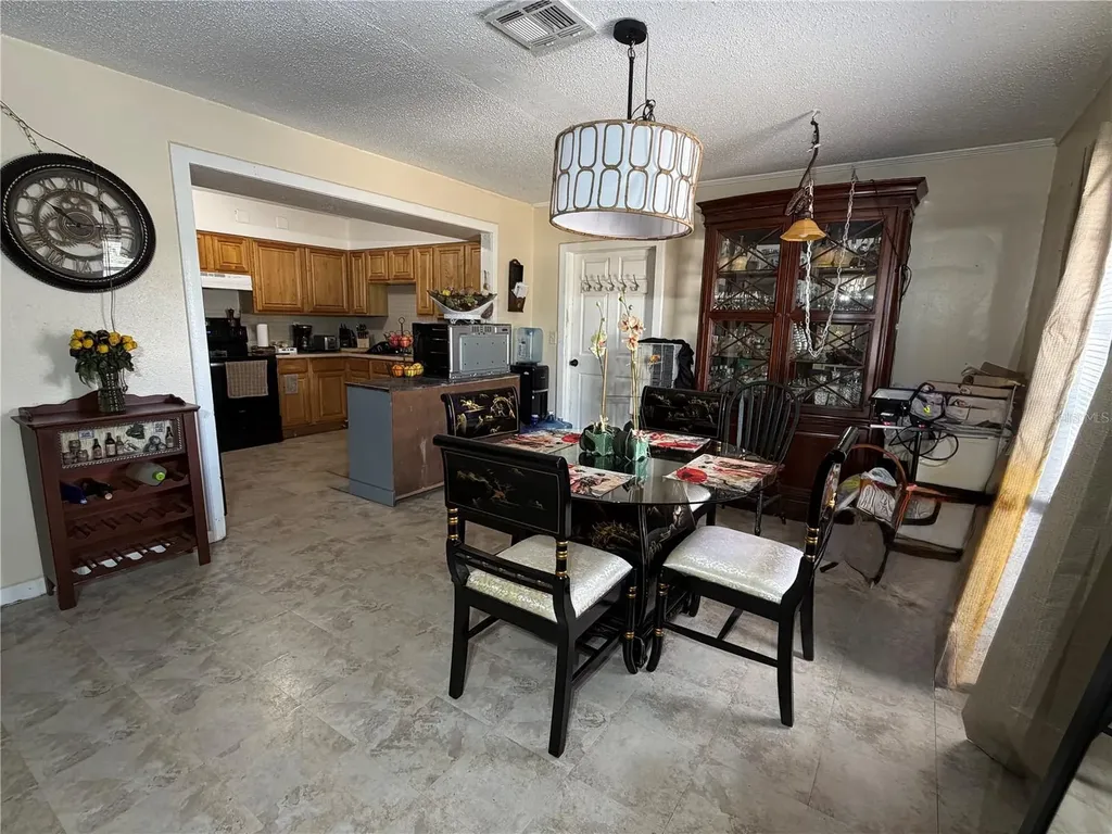 317 Avenue G SE Winter Haven FL 33880