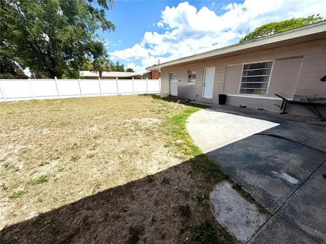 317 Avenue G SE Winter Haven FL 33880