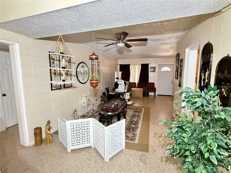 317 Avenue G SE Winter Haven FL 33880