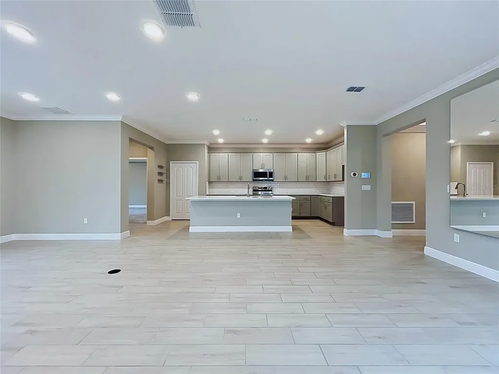 11813 June Briar Loop San Antonio FL 33576