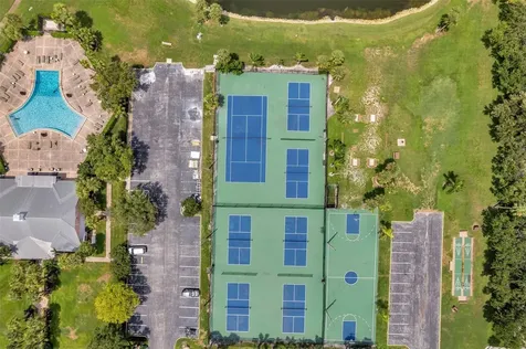 5107 Salmon Drive SE St Petersburg FL 33705