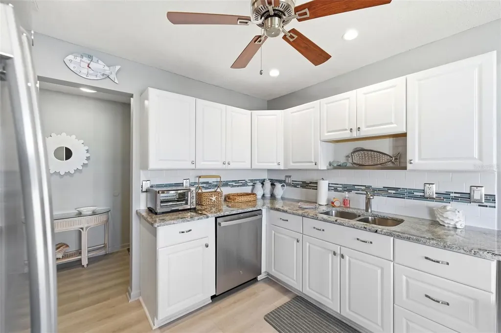 4805 Cobia Drive SE St Petersburg FL 33705