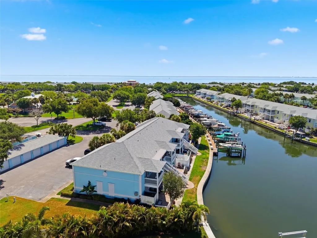 4805 Cobia Drive SE St Petersburg FL 33705