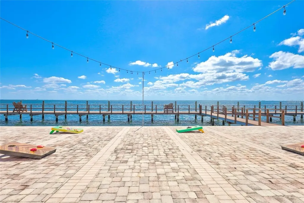 4805 Cobia Drive SE St Petersburg FL 33705