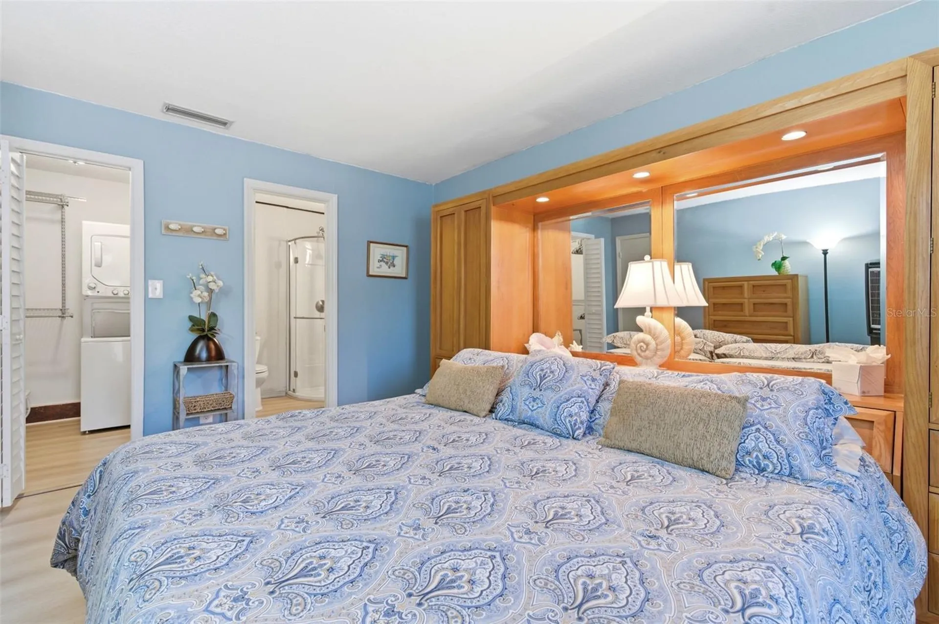 4805 Cobia Drive SE St Petersburg FL 33705