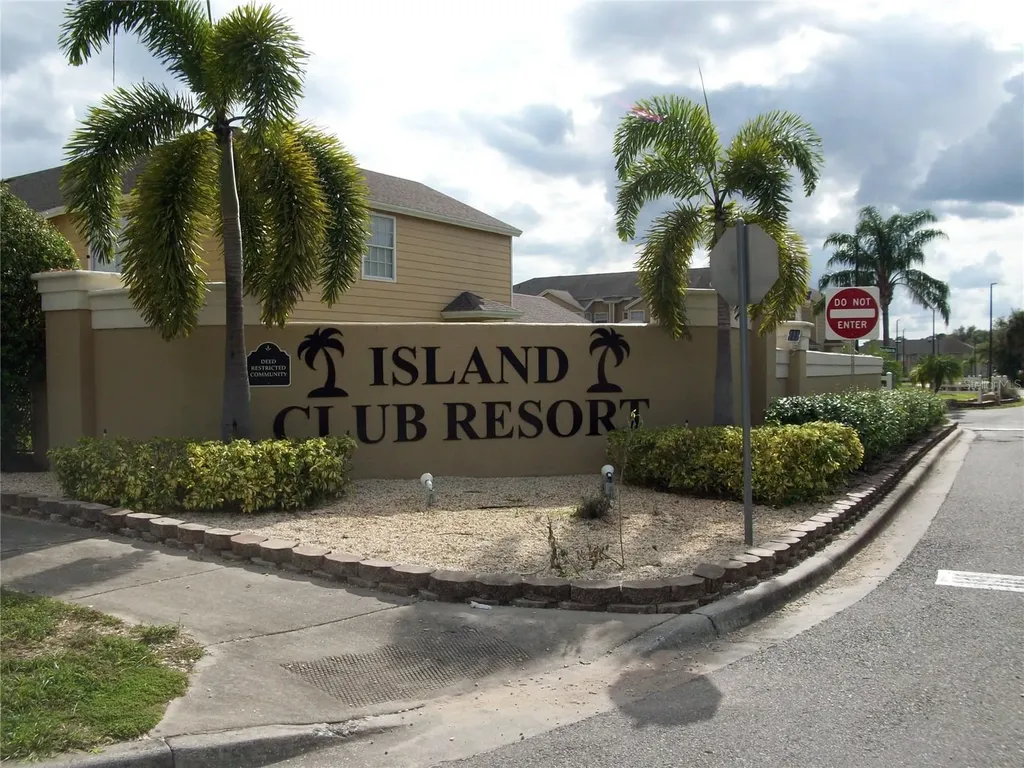511 Coconut Palm Way Davenport FL 33897