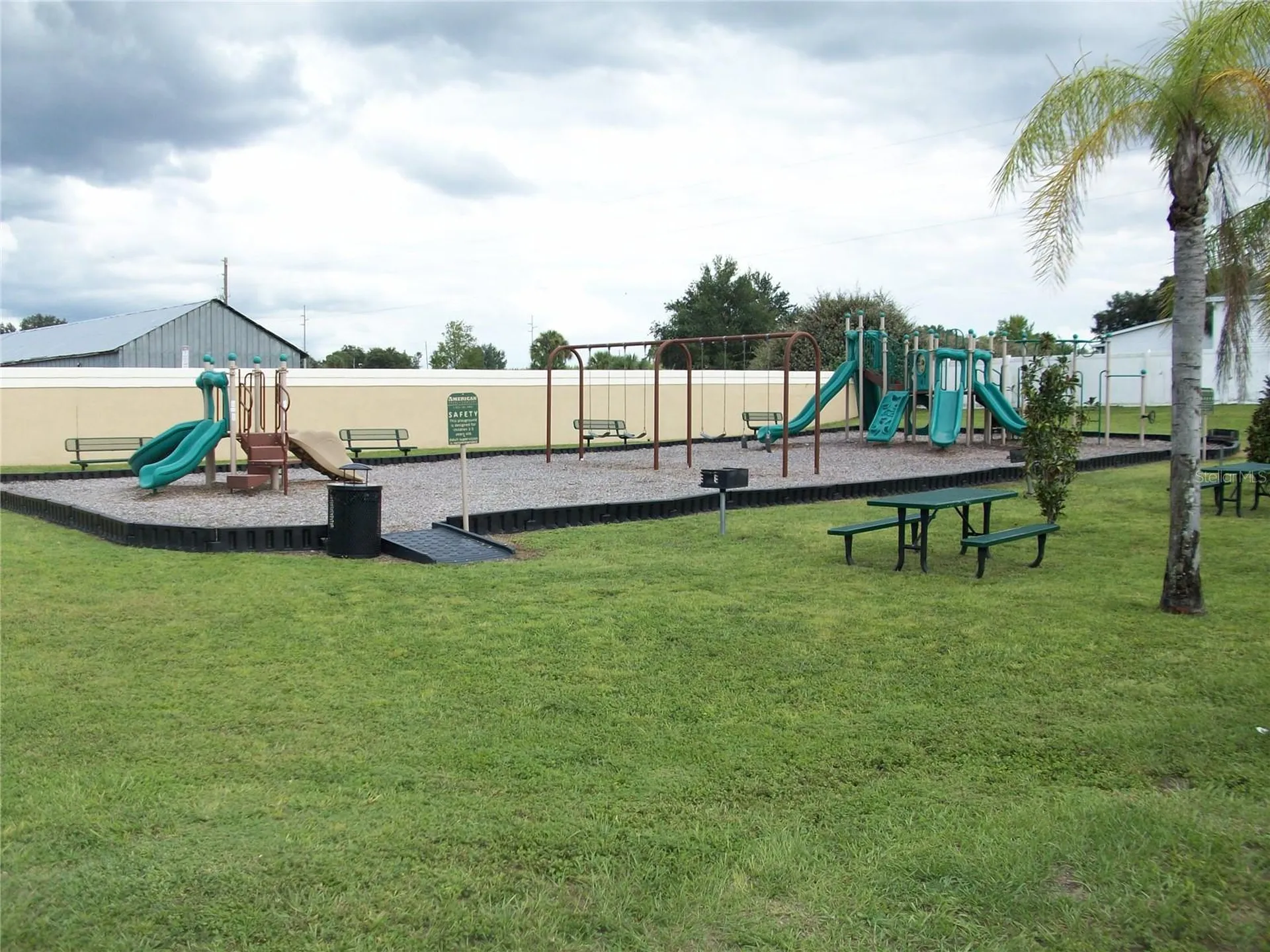 511 Coconut Palm Way Davenport FL 33897