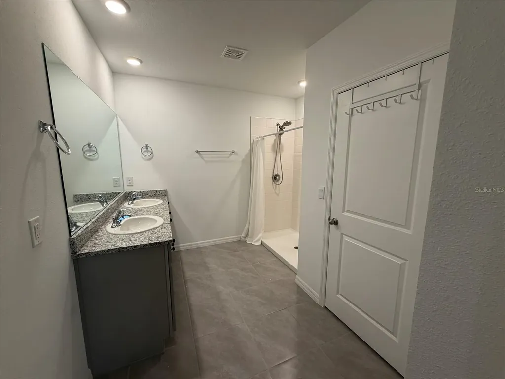 10888 Quail Grove Way San Antonio FL 33576