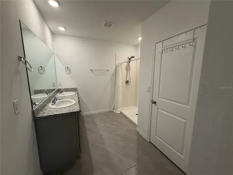 10888 Quail Grove Way San Antonio FL 33576