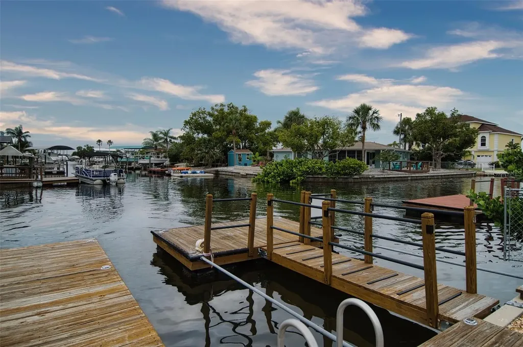 6420 Boatyard Drive Hudson FL 34667