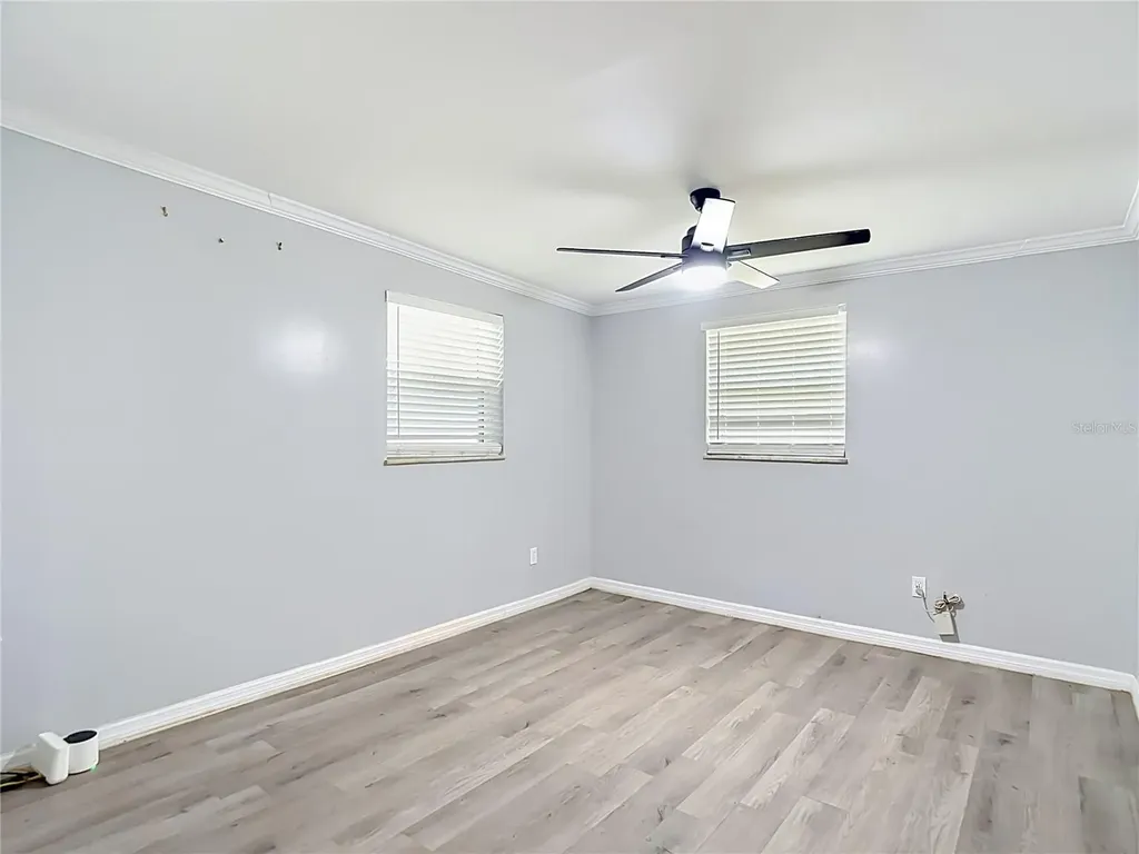 5625 23rd Street Zephyrhills FL 33542