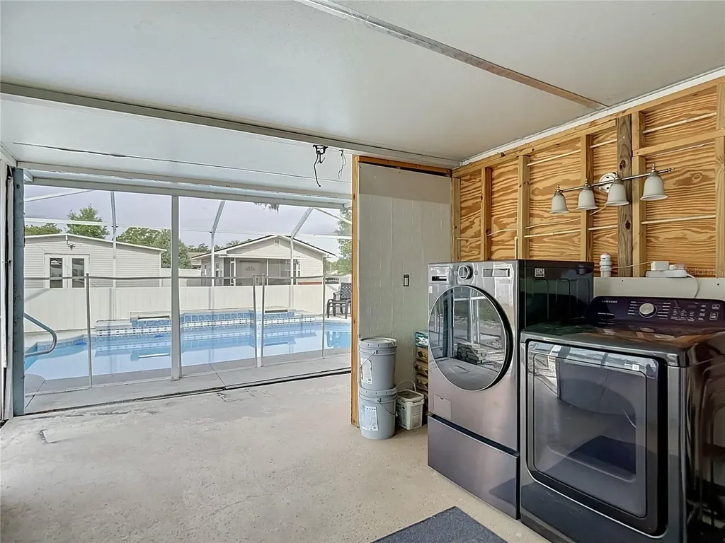 5625 23rd Street Zephyrhills FL 33542