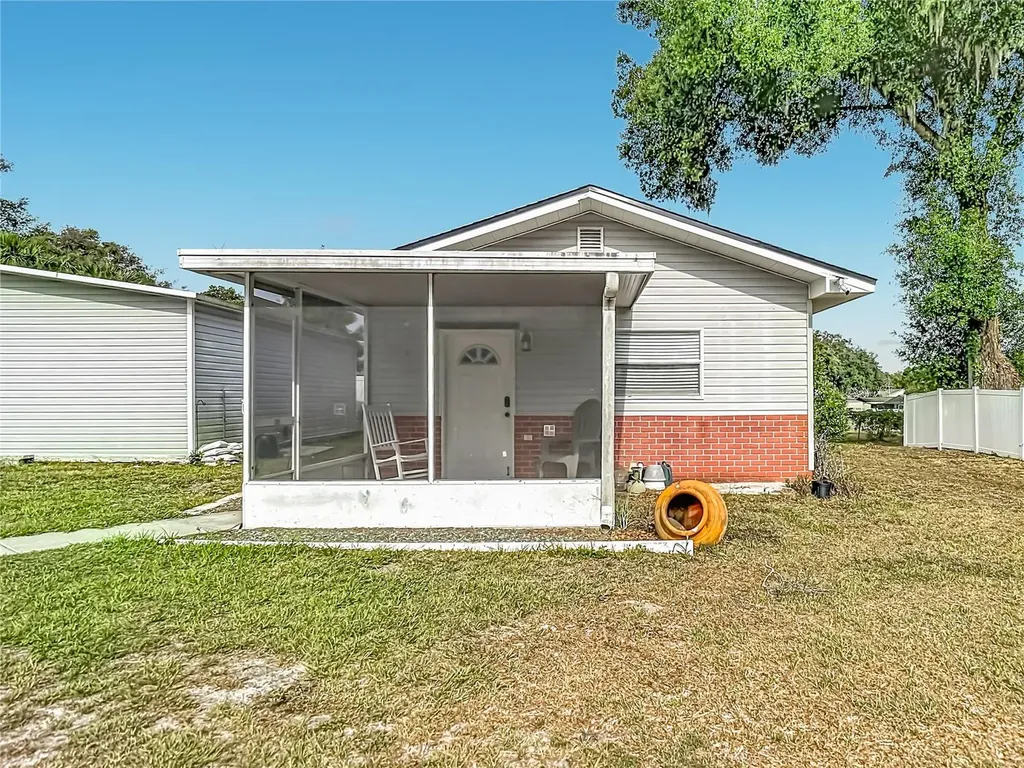 5625 23rd Street Zephyrhills FL 33542