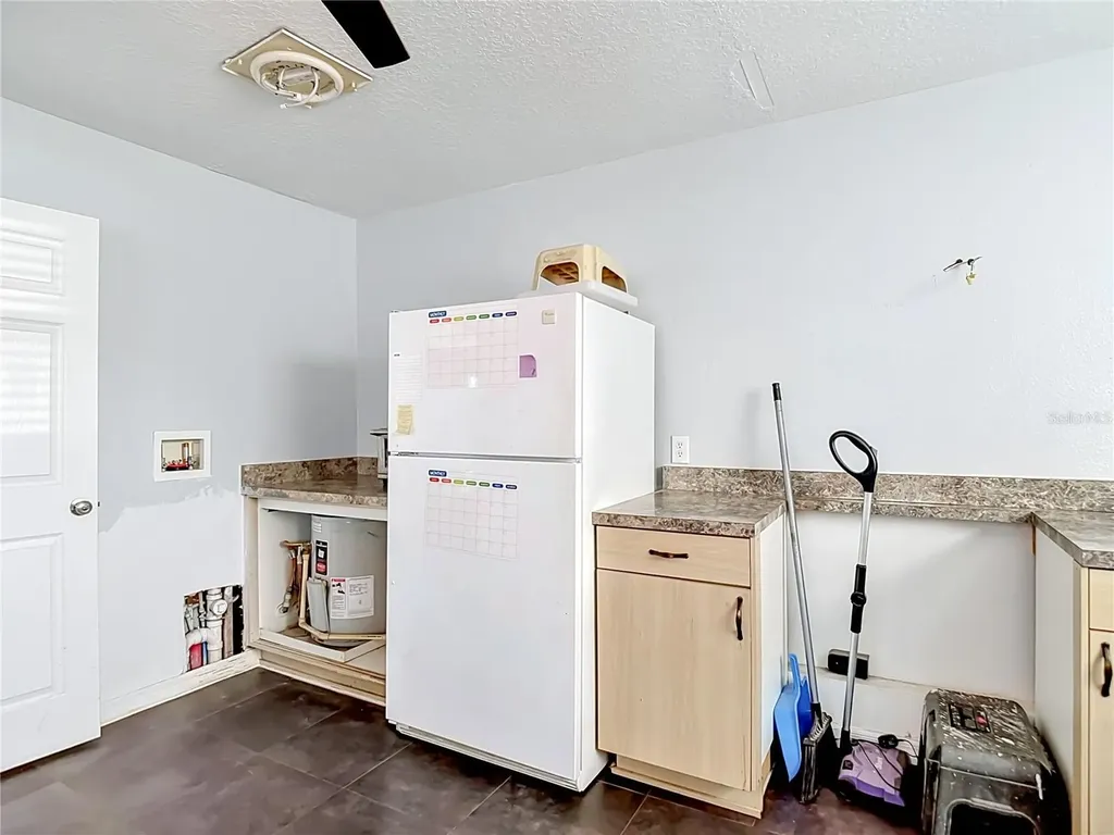 5625 23rd Street Zephyrhills FL 33542