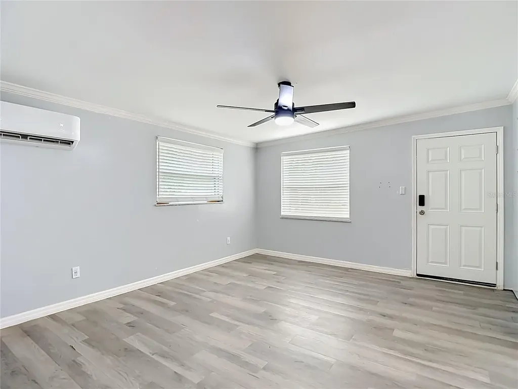 5625 23rd Street Zephyrhills FL 33542