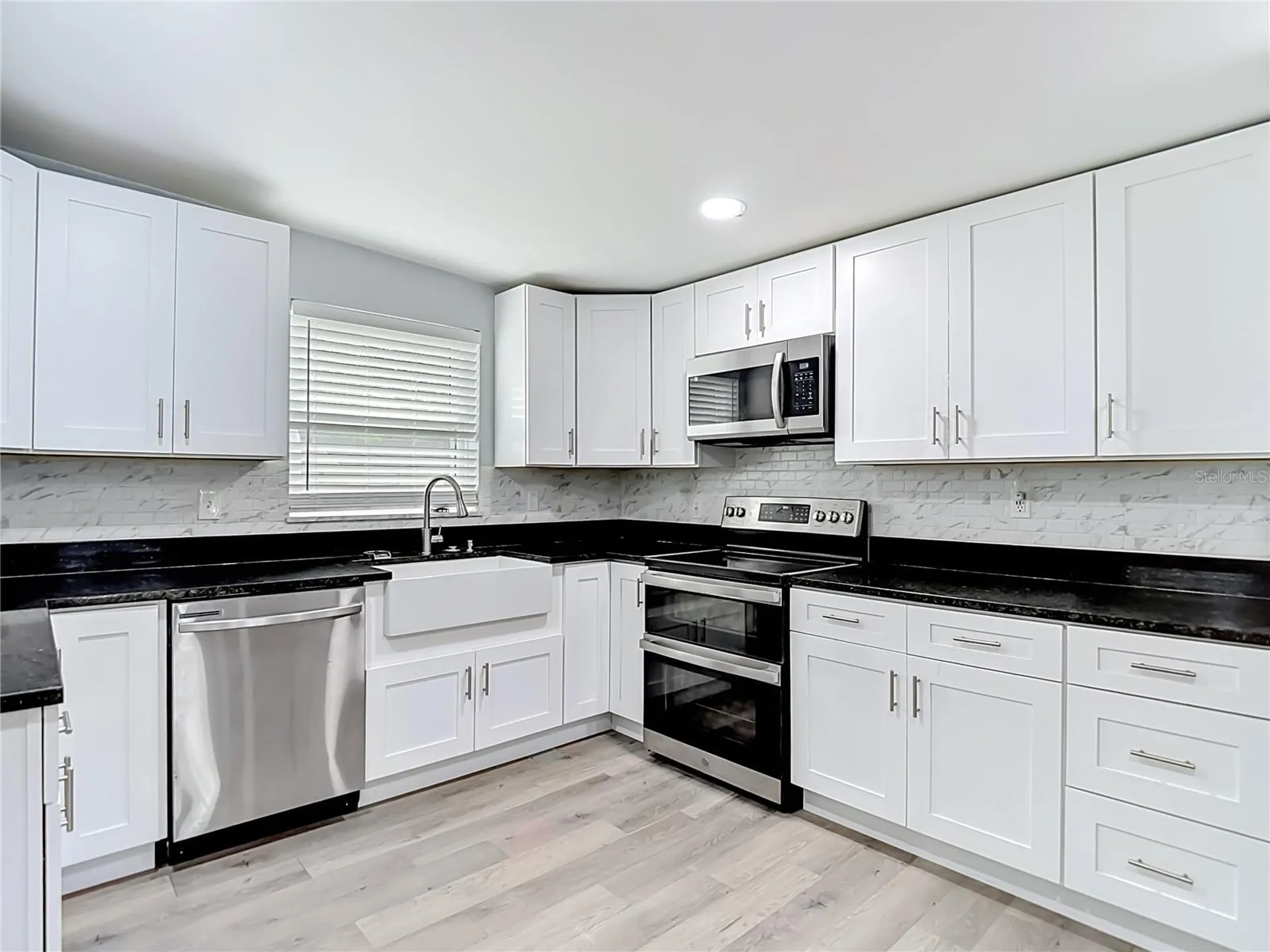 5625 23rd Street Zephyrhills FL 33542