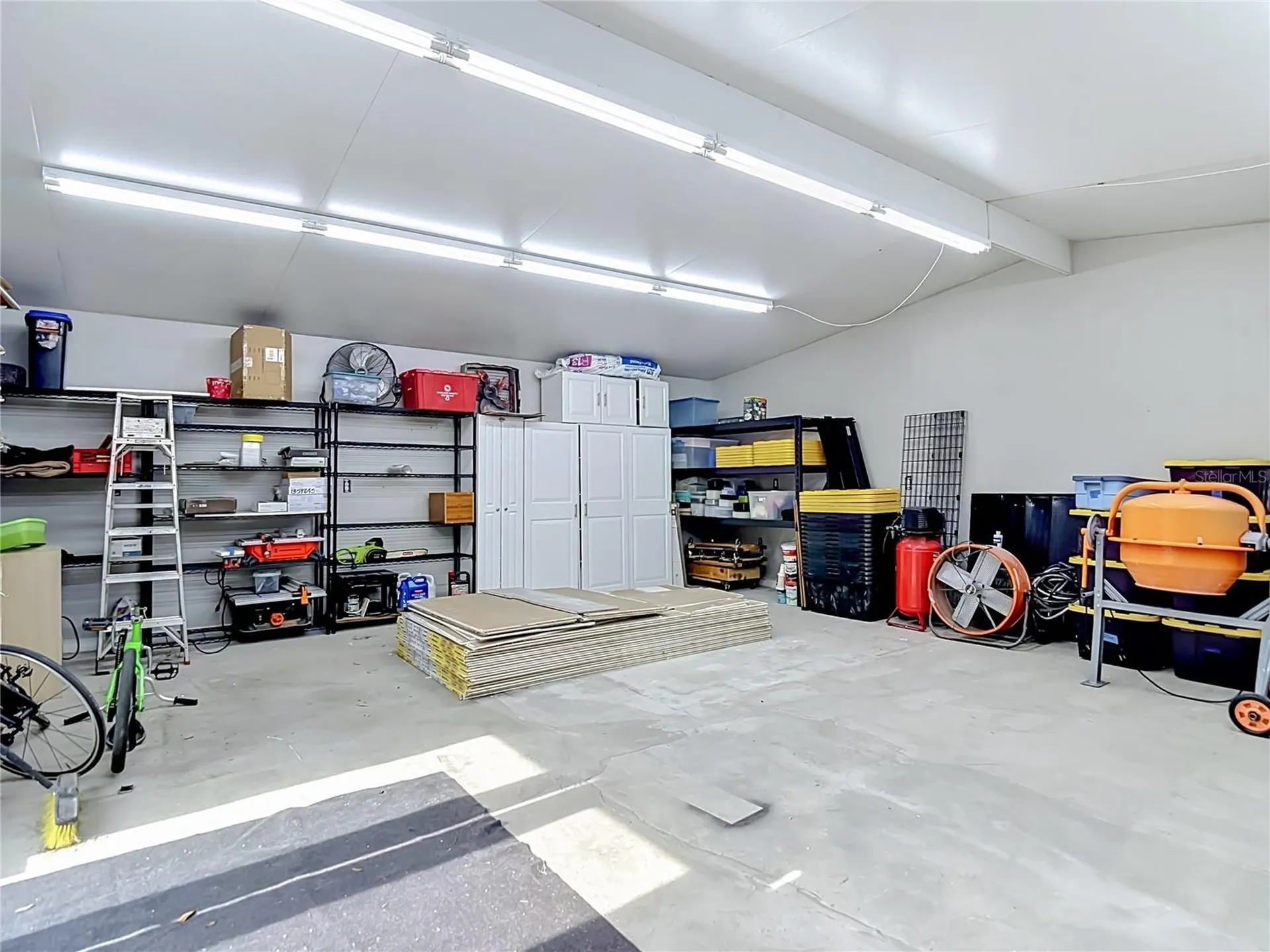 5625 23rd Street Zephyrhills FL 33542