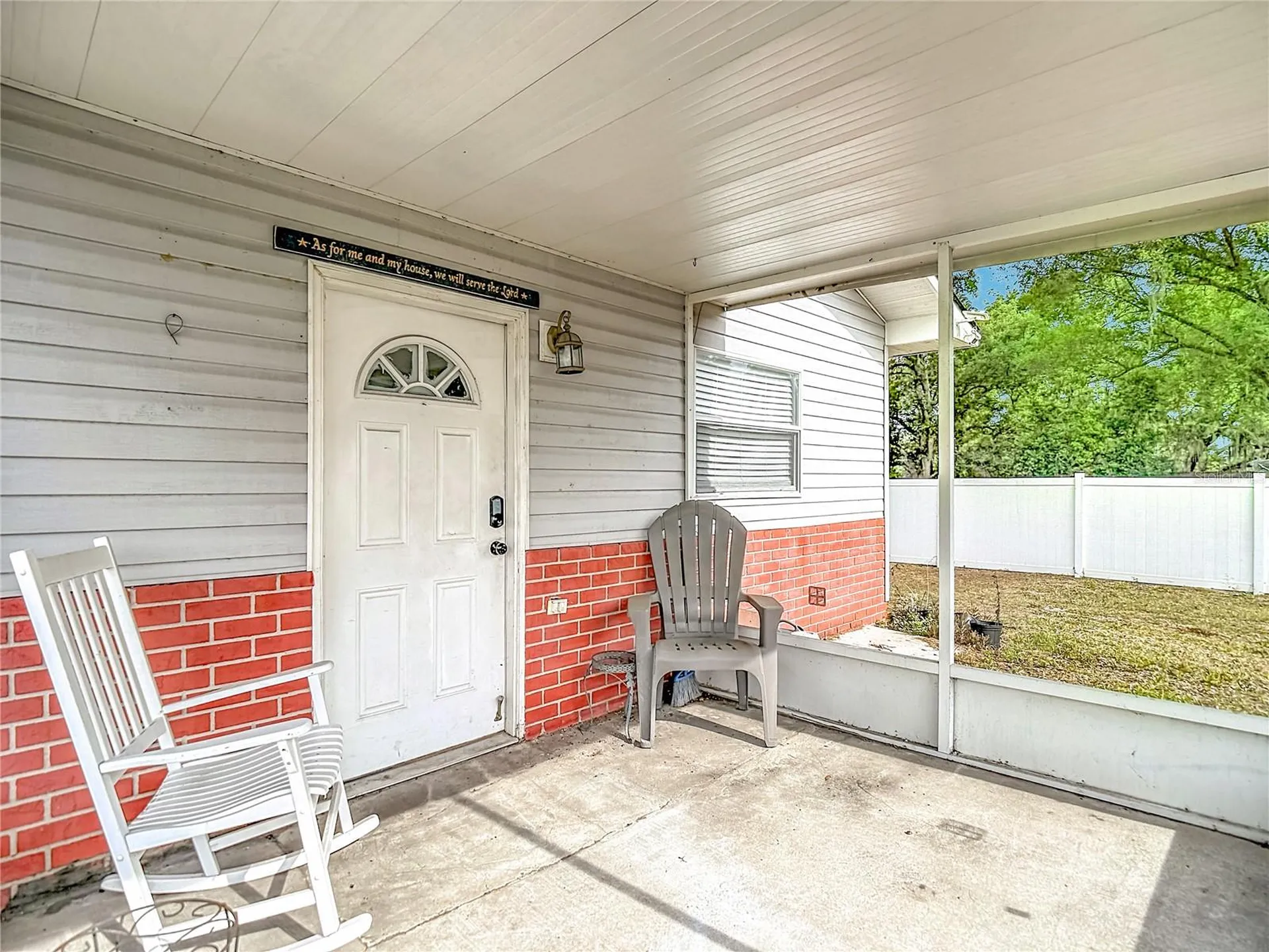 5625 23rd Street Zephyrhills FL 33542