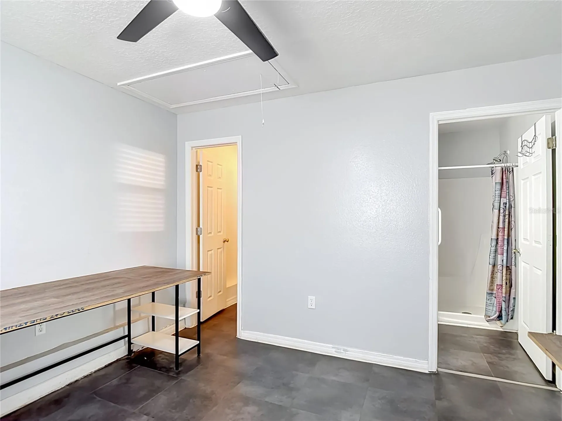 5625 23rd Street Zephyrhills FL 33542