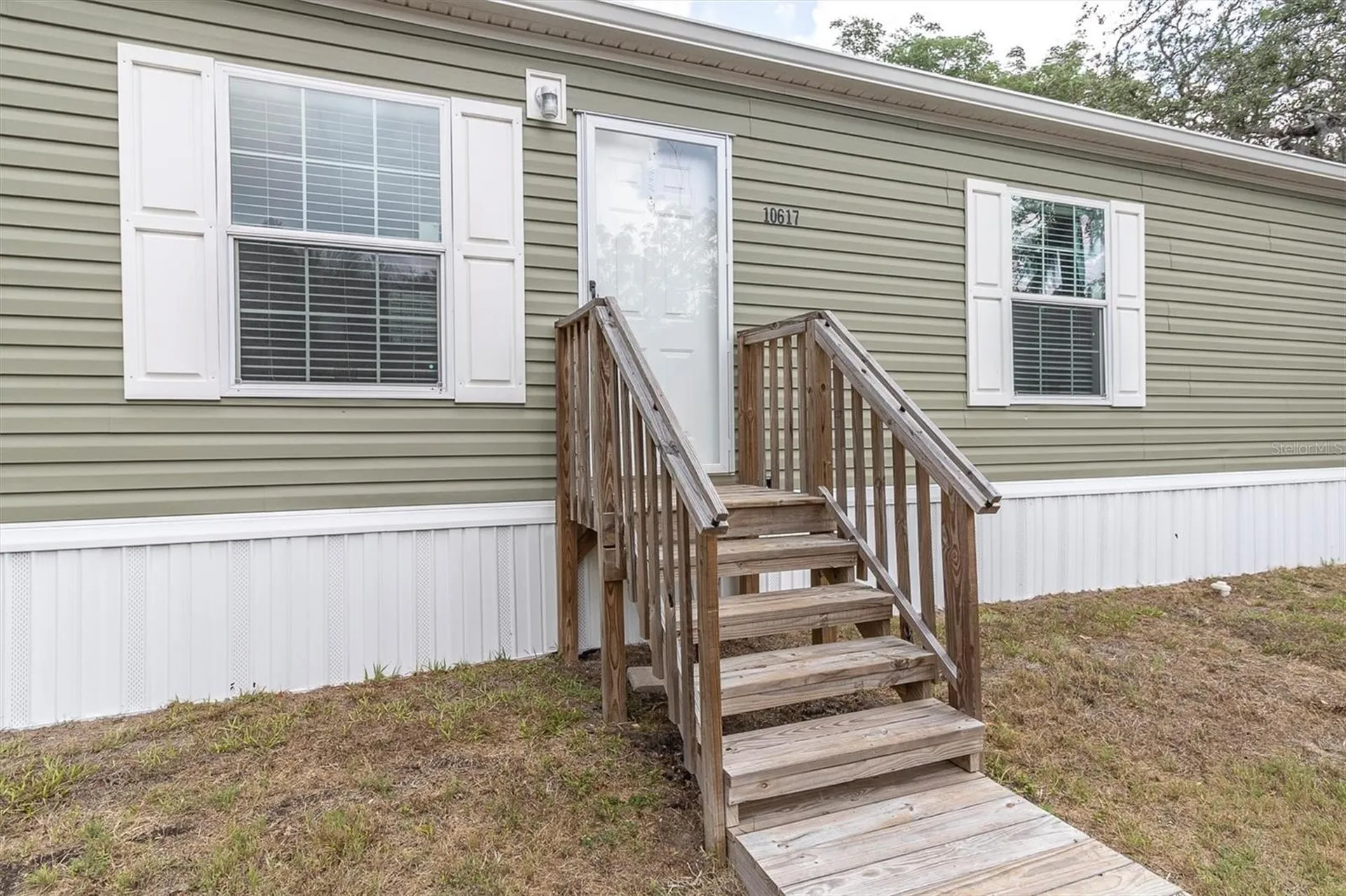 10617 Denton Avenue Hudson FL 34667