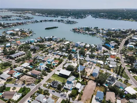 1213 Bay Palm Boulevard Indian Rocks Beach FL 33785