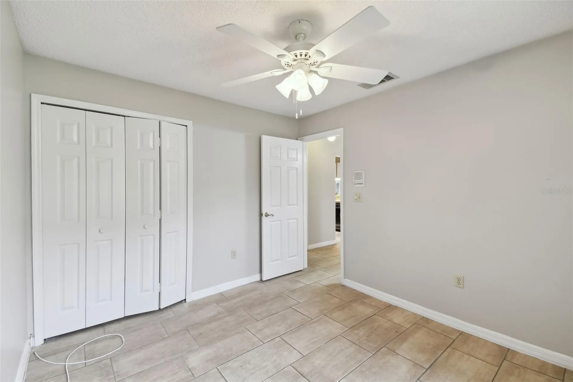 1041 Heron Court Kissimmee FL 34759