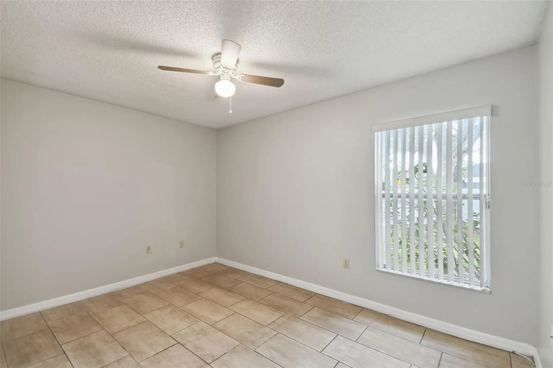 1041 Heron Court Kissimmee FL 34759