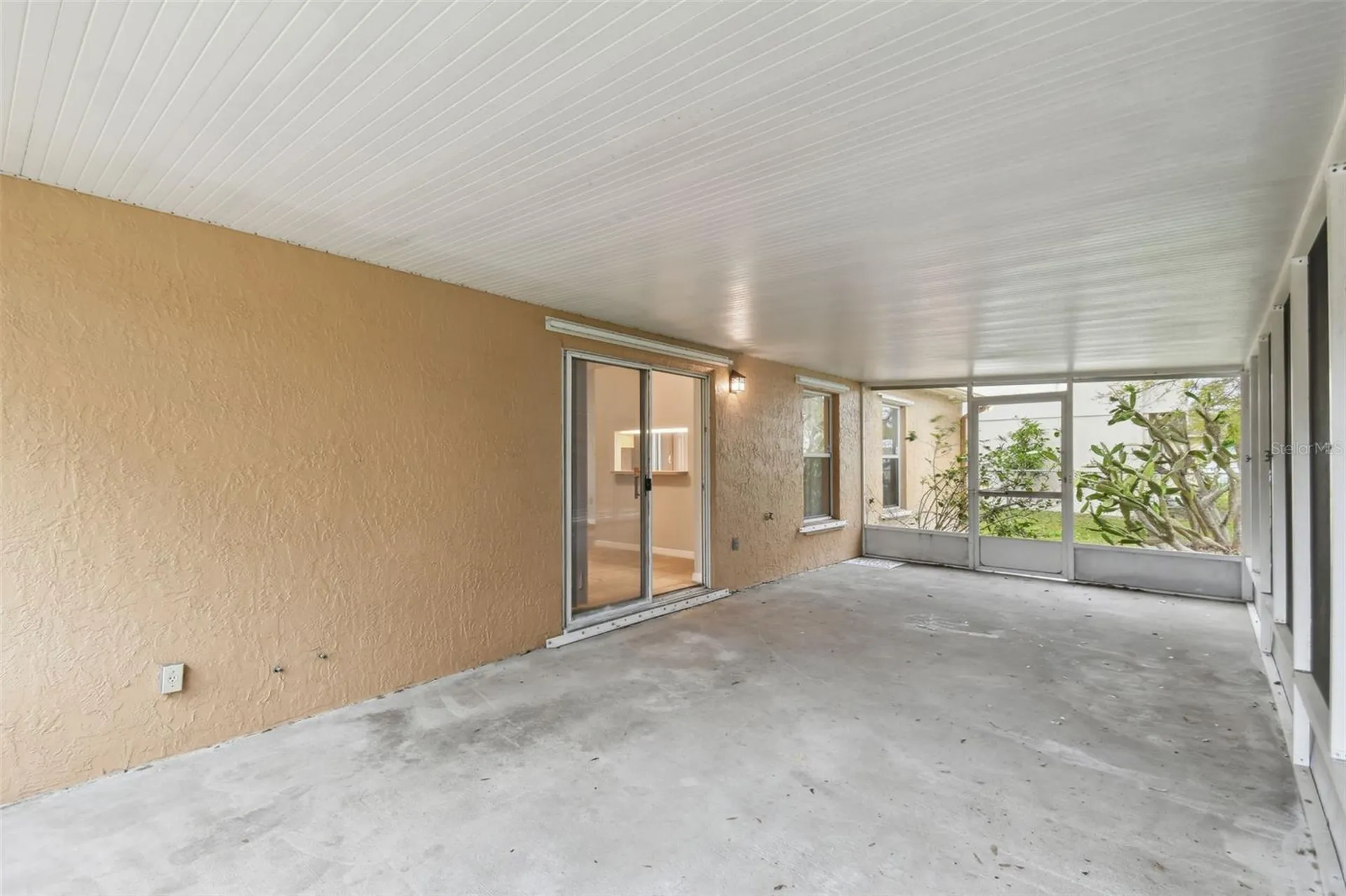 1041 Heron Court Kissimmee FL 34759